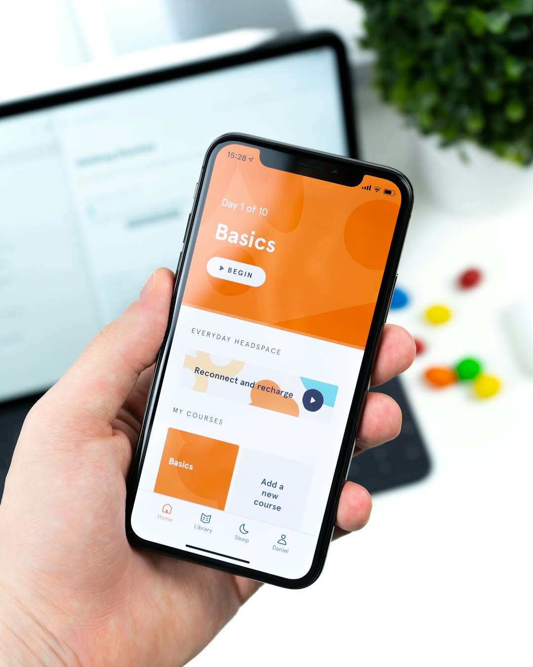 Free, paid, or freemium app pricing